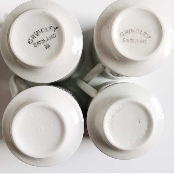 Vintage Manitou by Grindley Cups + Saucers - Picture 5 of 7